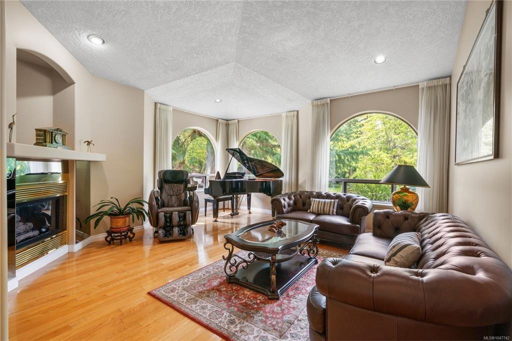 948 Boulderwood Rise - 4
