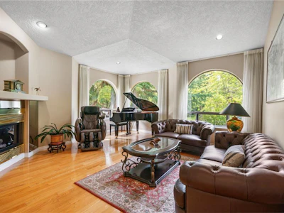 948 Boulderwood Rise - 4