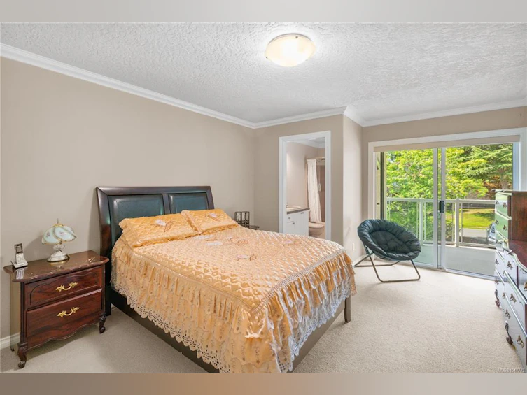 948 Boulderwood Rise, Saanich, BC, V8Y 3G5 - 35
