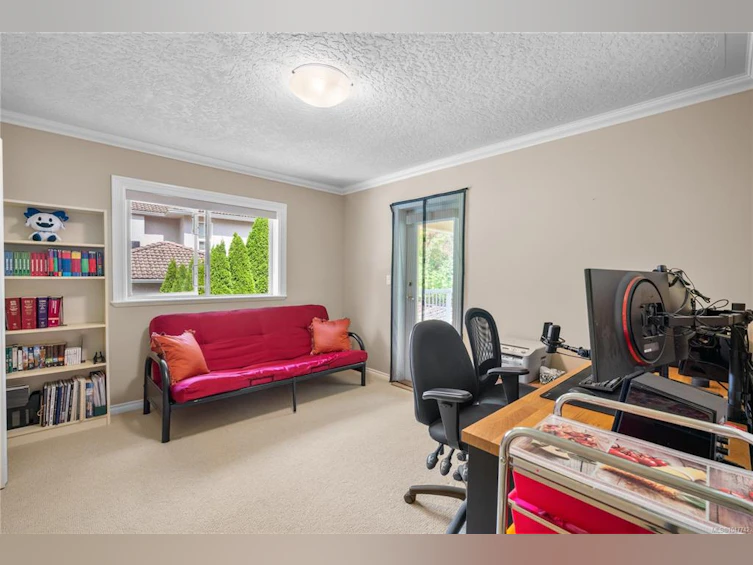 948 Boulderwood Rise, Saanich, BC, V8Y 3G5 - 43