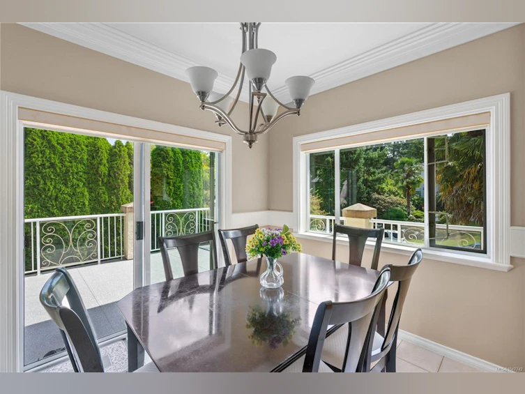 948 Boulderwood Rise, Saanich, BC, V8Y 3G5 - 16