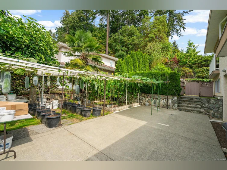 948 Boulderwood Rise, Saanich, BC, V8Y 3G5 - 66