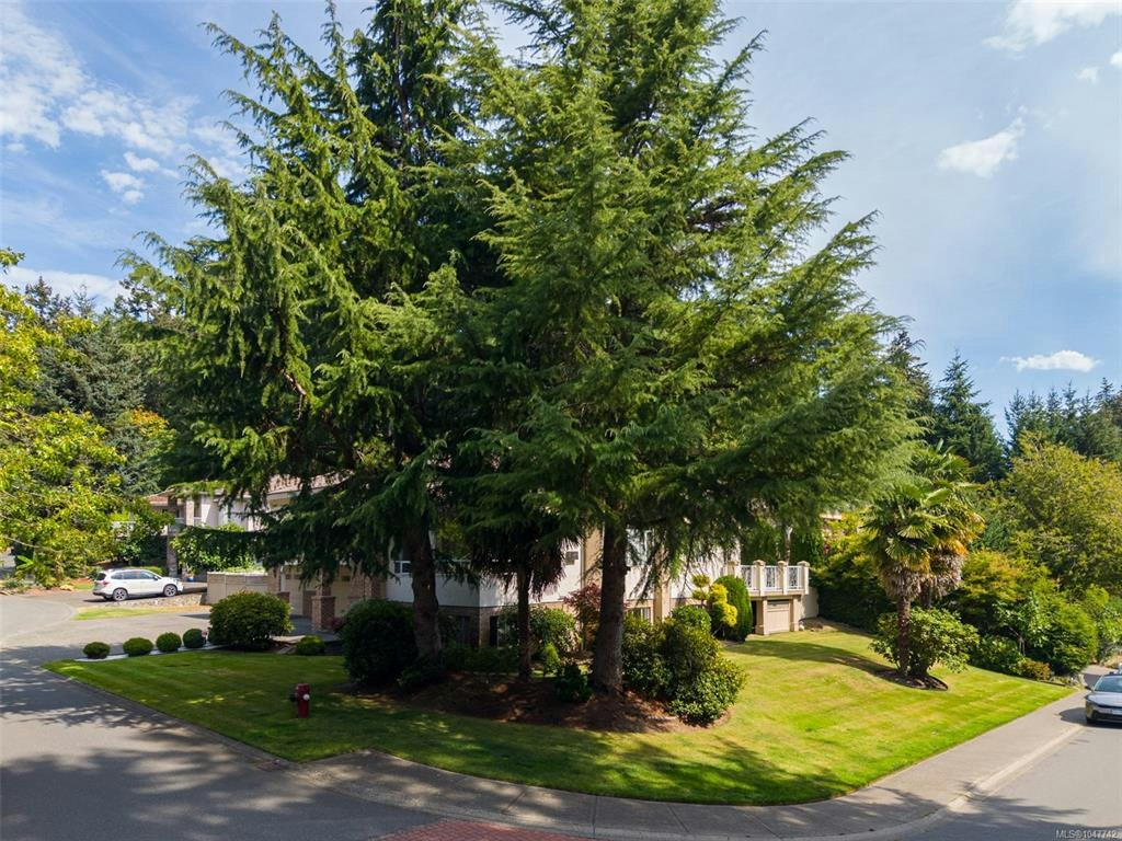 948 Boulderwood Rise, Saanich, BC, V8Y 3G5 - 75