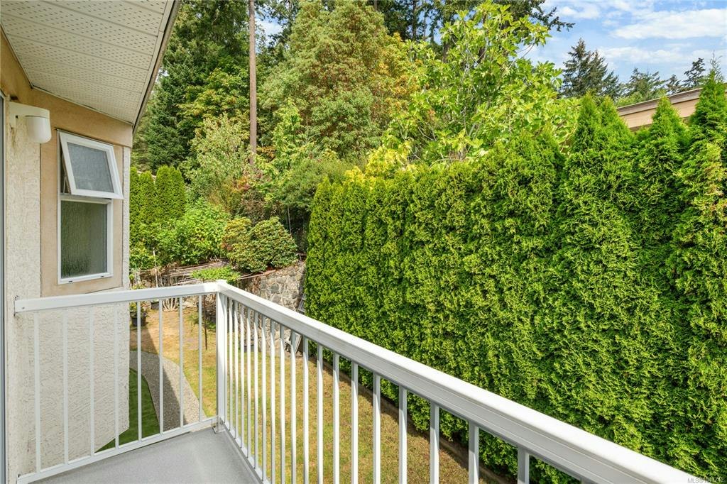 948 Boulderwood Rise, Saanich, BC, V8Y 3G5 - 61