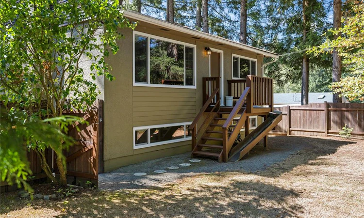 2301 Jingle Pot Road