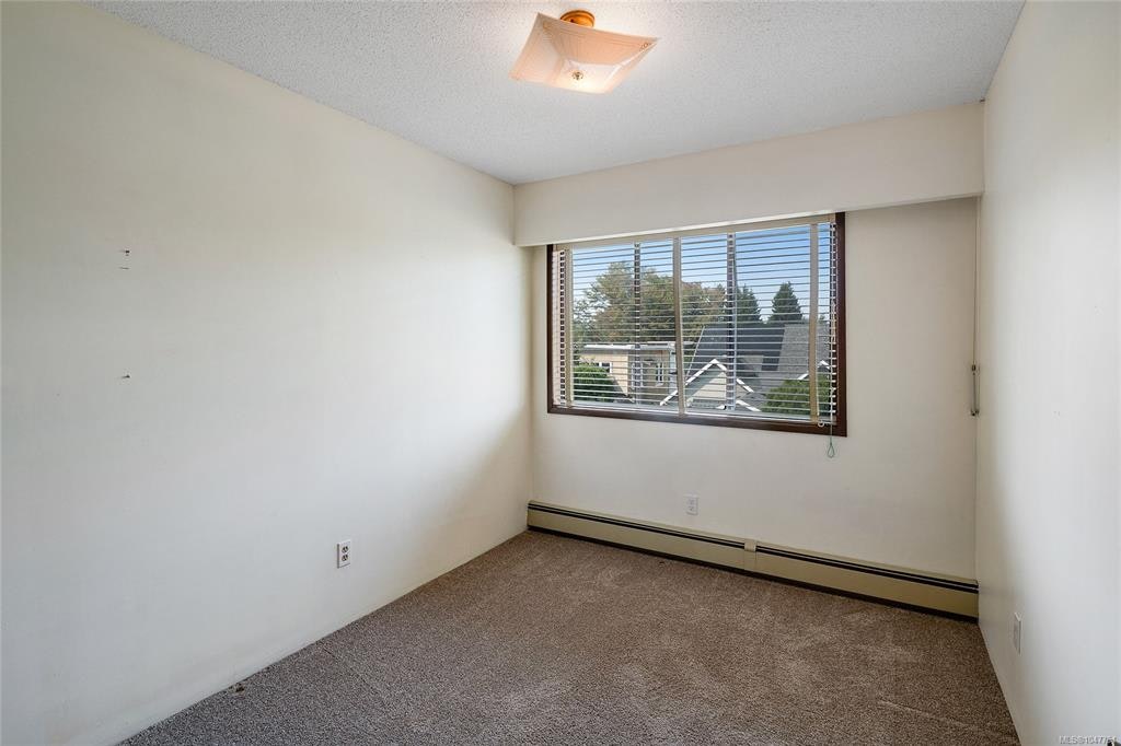 1144 May Street, Victoria, BC, V8V 2S5 - 22