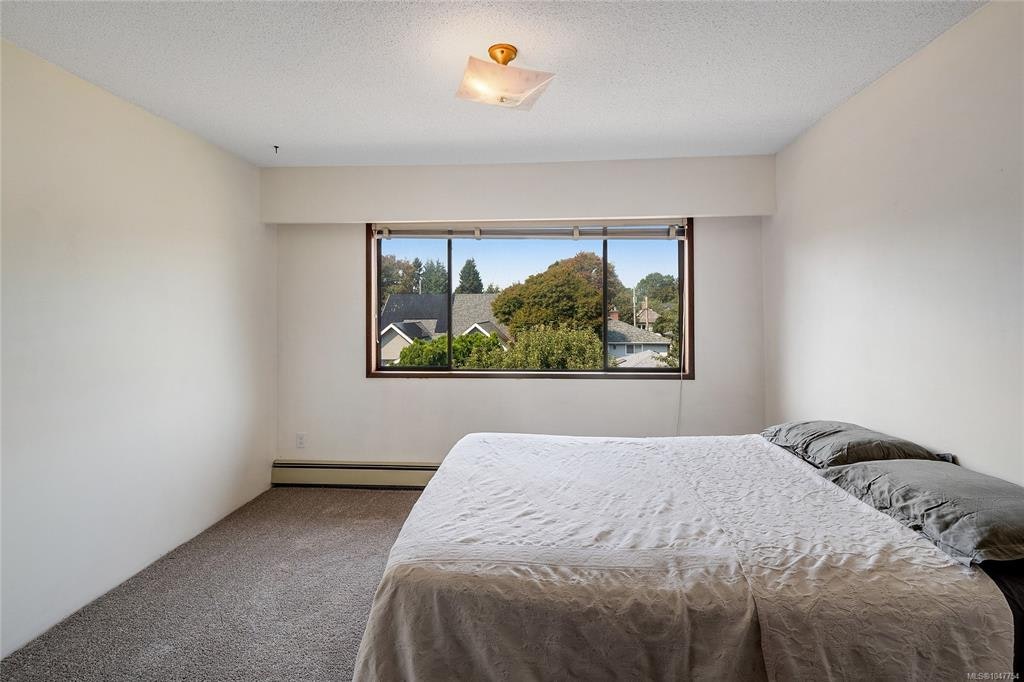 1144 May Street, Victoria, BC, V8V 2S5 - 19