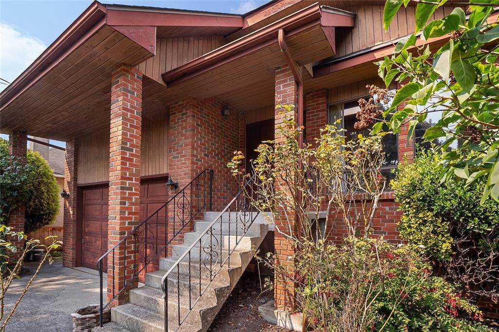 1144 May Street, Victoria, BC, V8V 2S5 - 42