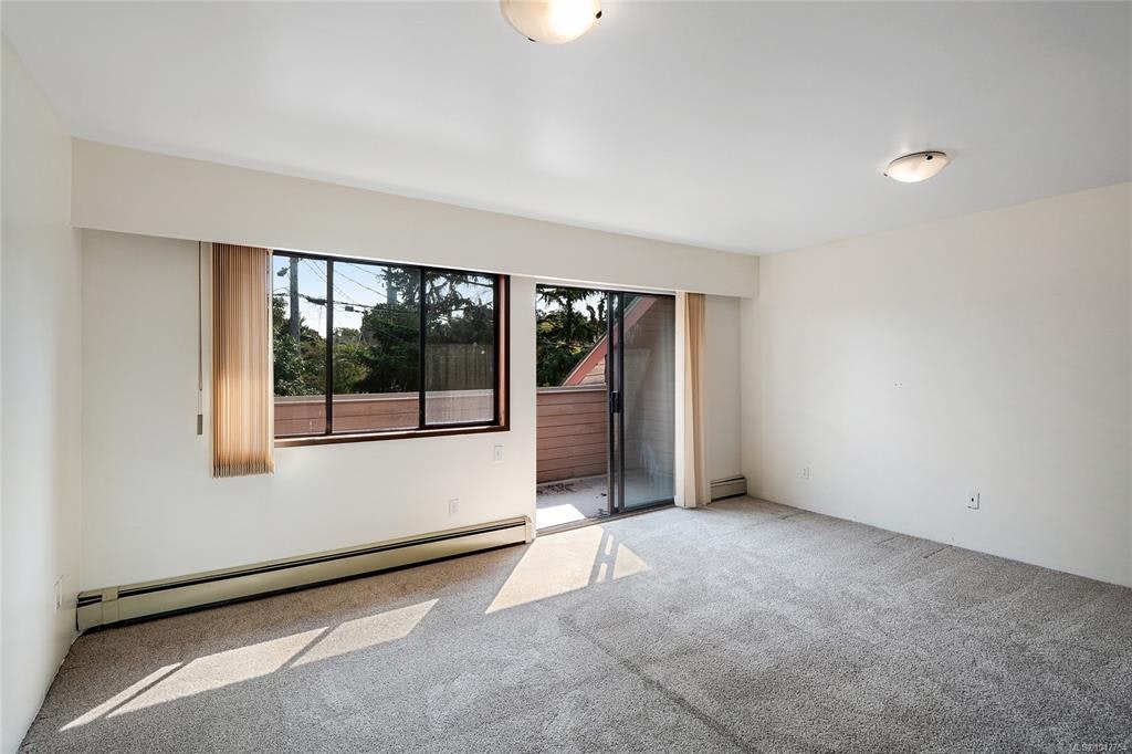 1144 May Street, Victoria, BC, V8V 2S5 - 17