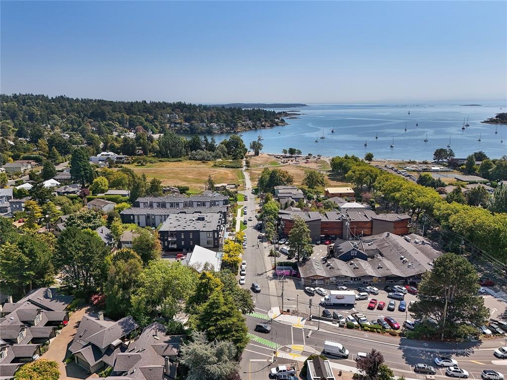 301-2580 Penrhyn Street, Saanich, BC, V8N 1G3 - 37