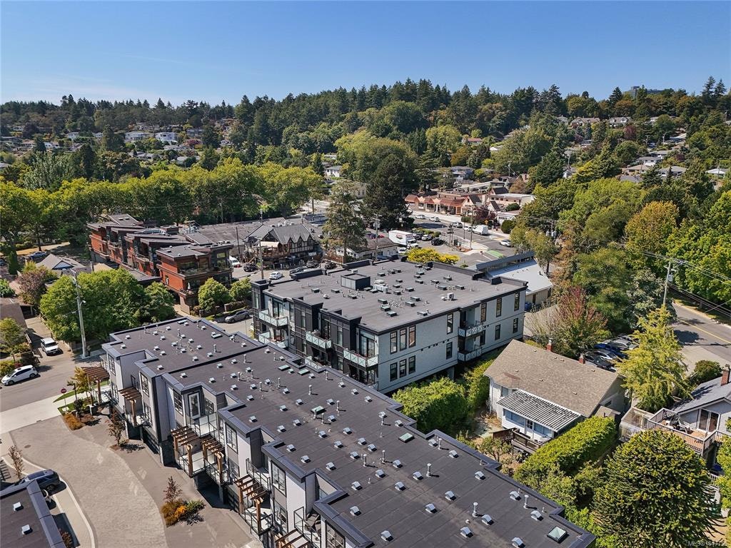 301-2580 Penrhyn Street, Saanich, BC, V8N 1G3 - 41