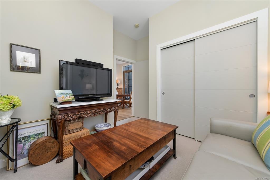 301-2580 Penrhyn Street, Saanich, BC, V8N 1G3 - 21
