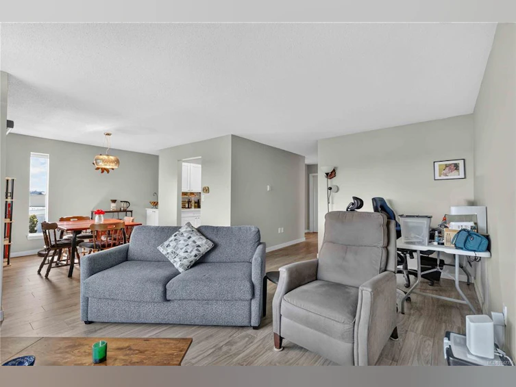 405-103 E Gorge Road, Victoria, BC, V9A 5Z2 - 8