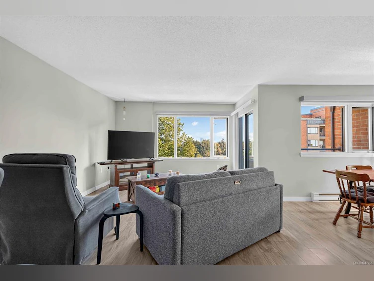 405-103 E Gorge Road, Victoria, BC, V9A 5Z2 - 5