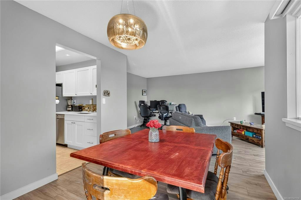 405-103 E Gorge Road, Victoria, BC, V9A 5Z2 - 11
