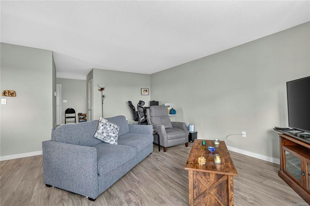 405-103 E Gorge Road, Victoria, BC, V9A 5Z2 - 7