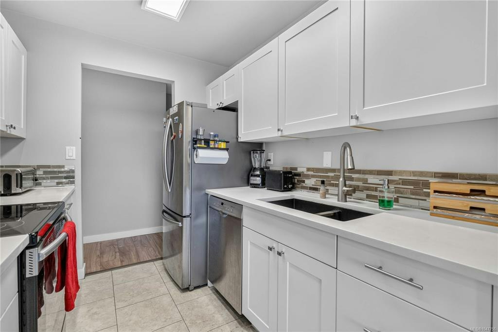 405-103 E Gorge Road, Victoria, BC, V9A 5Z2 - 13