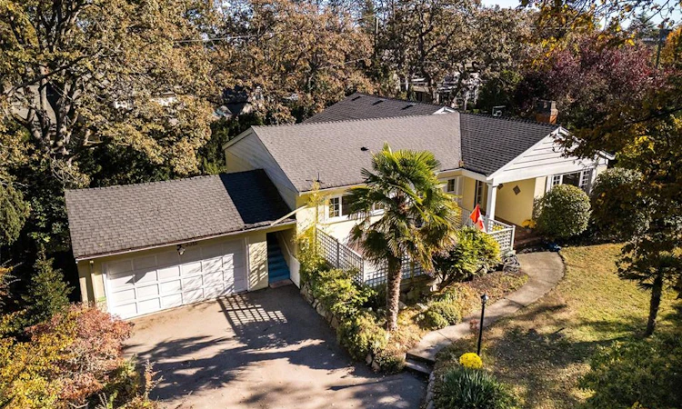 3315 Ripon Road