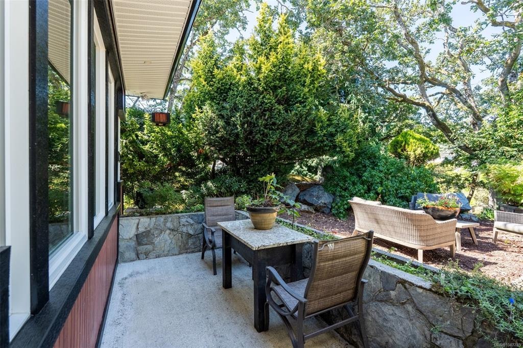 1219 Old Esquimalt Road, Esquimalt, BC, V9A 4X7 - 41