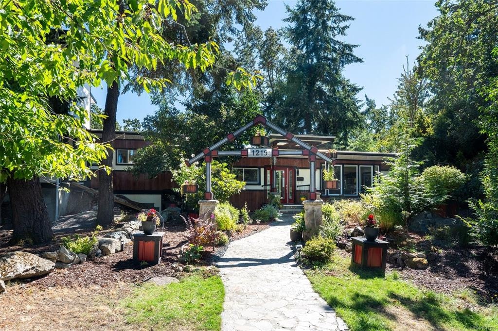 1219 Old Esquimalt Road, Esquimalt, BC, V9A 4X7 - 47