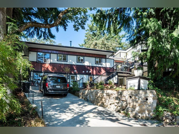 1219 Old Esquimalt Road, Esquimalt, BC, V9A 4X7 - 39