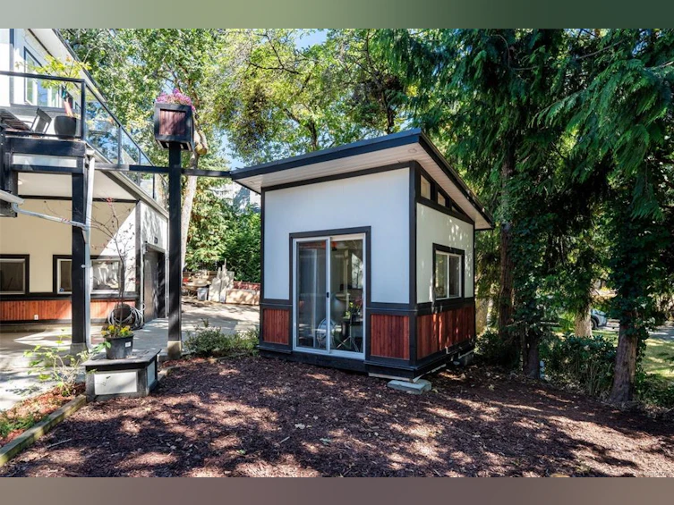 1219 Old Esquimalt Road, Esquimalt, BC, V9A 4X7 - 26