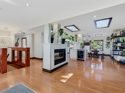 1219 Old Esquimalt Road - 4