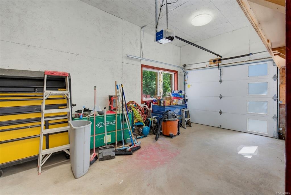 1219 Old Esquimalt Road, Esquimalt, BC, V9A 4X7 - 27