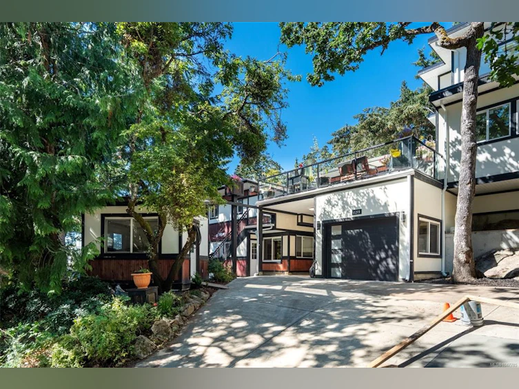 1219 Old Esquimalt Road, Esquimalt, BC, V9A 4X7 - 29