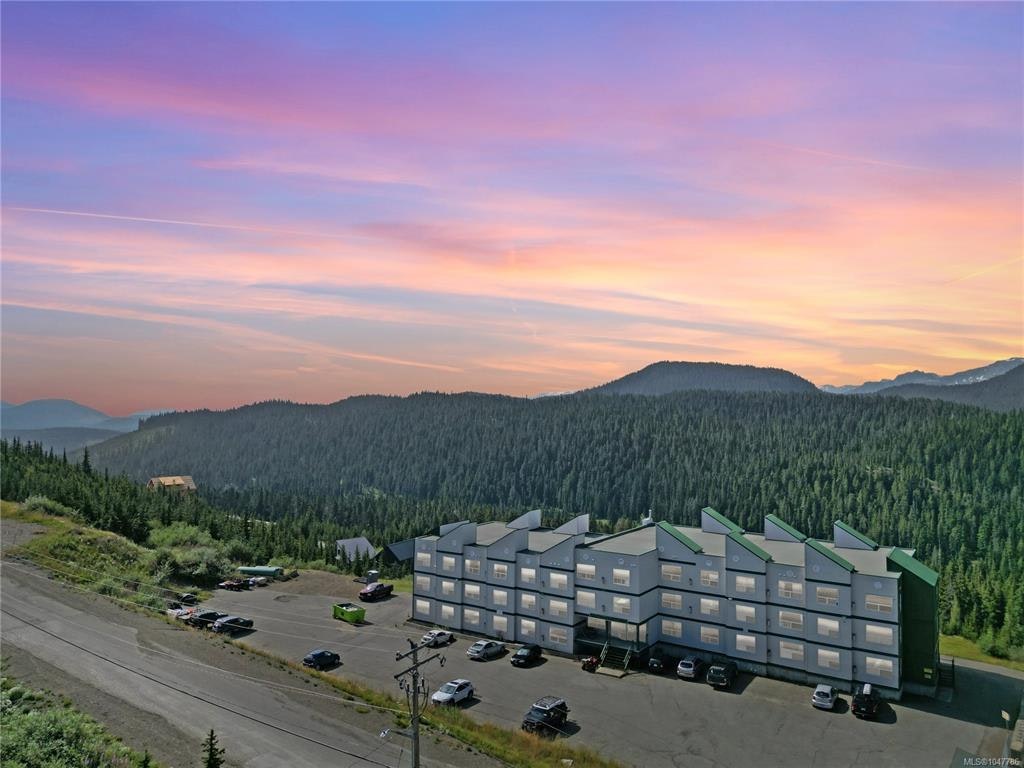 205-1105 Henry Road, Courtenay, BC, V9J 1L0