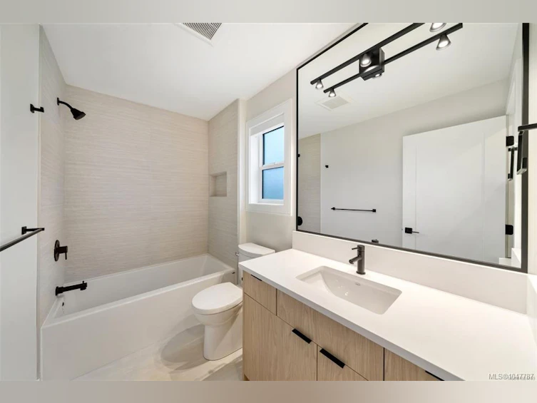2510 Bronzite Place, Langford, BC, V9B 7E2 - 25