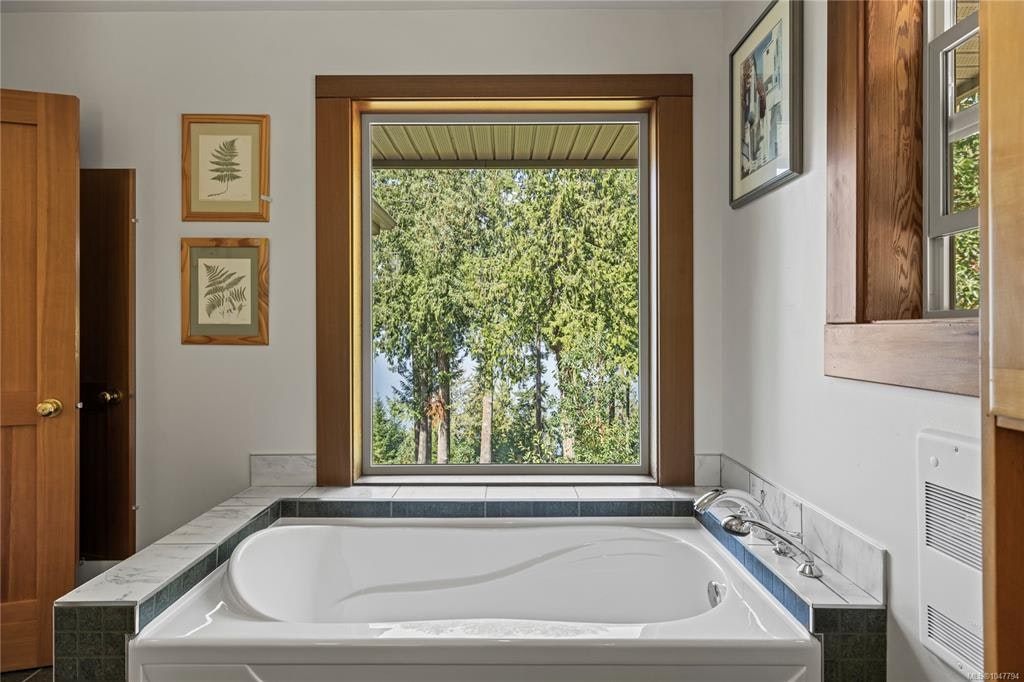2185 Widgeon Road, Qualicum Beach, BC, V9K 1Y8 - 53