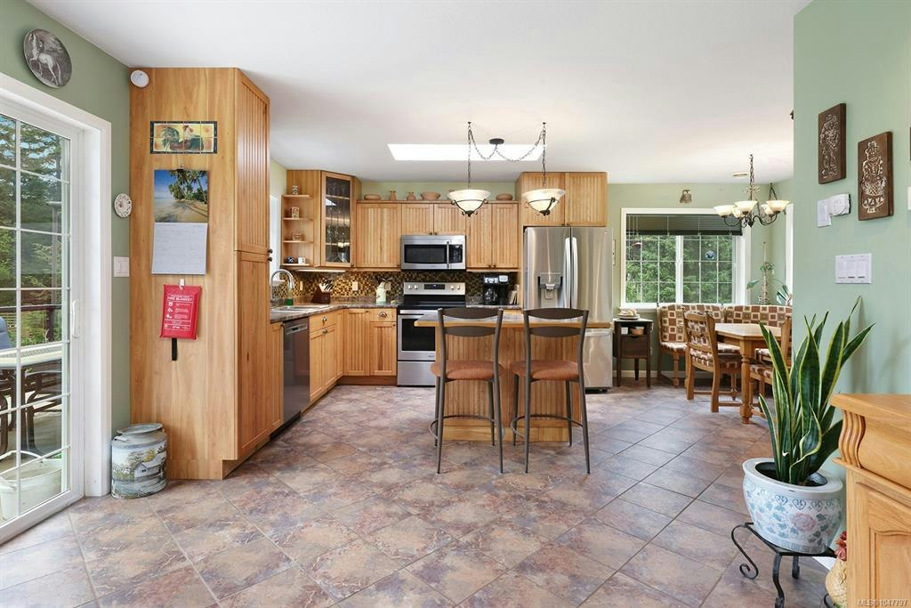 5427 Wildwood Road, Courtenay, BC, V9J 1P5 - 10