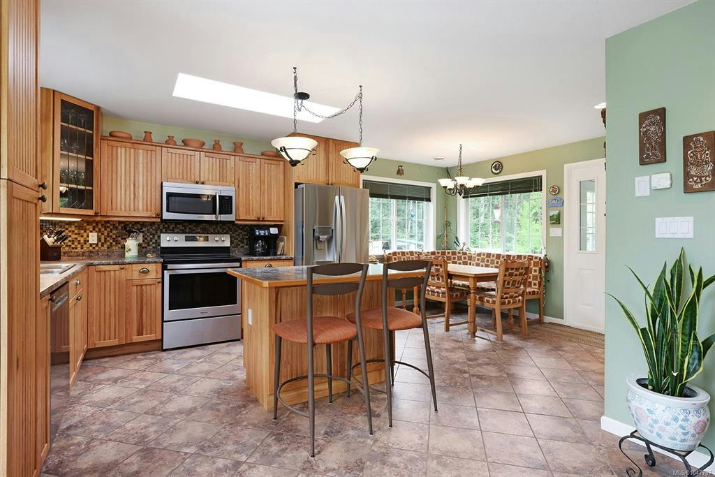 5427 Wildwood Road, Courtenay, BC, V9J 1P5 - 11