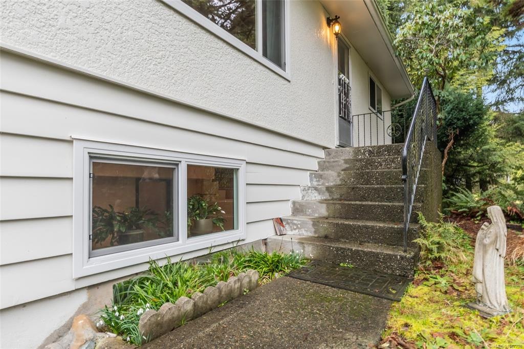 2371 Jingle Pot Road, Nanaimo, BC, V9R 6W2 - 36