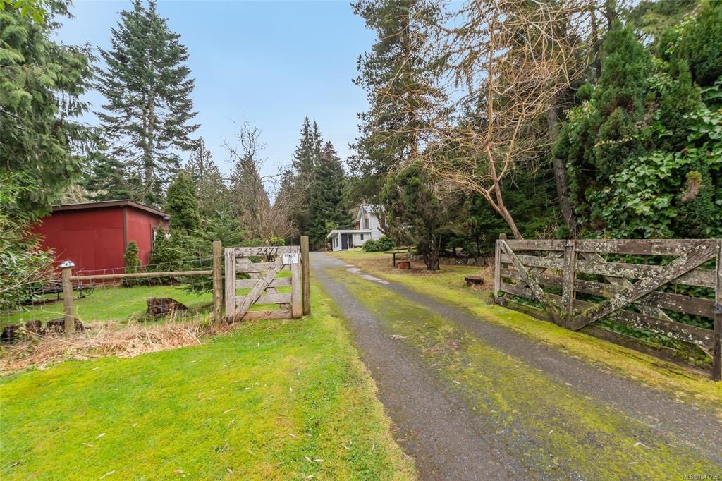 2371 Jingle Pot Road, Nanaimo, BC, V9R 6W2