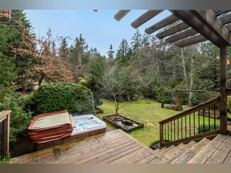 2371 Jingle Pot Road, Nanaimo, BC, V9R 6W2 - 5