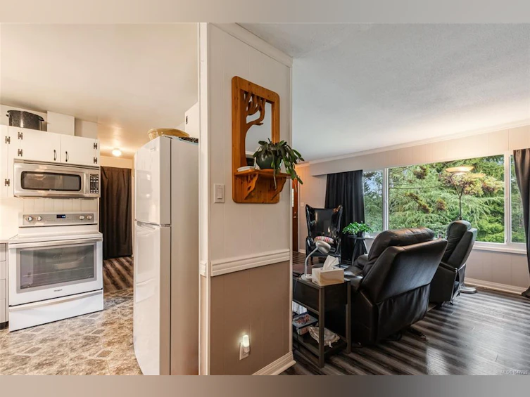 2371 Jingle Pot Road, Nanaimo, BC, V9R 6W2 - 21