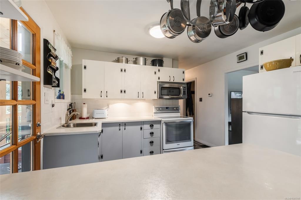 2371 Jingle Pot Road, Nanaimo, BC, V9R 6W2 - 18