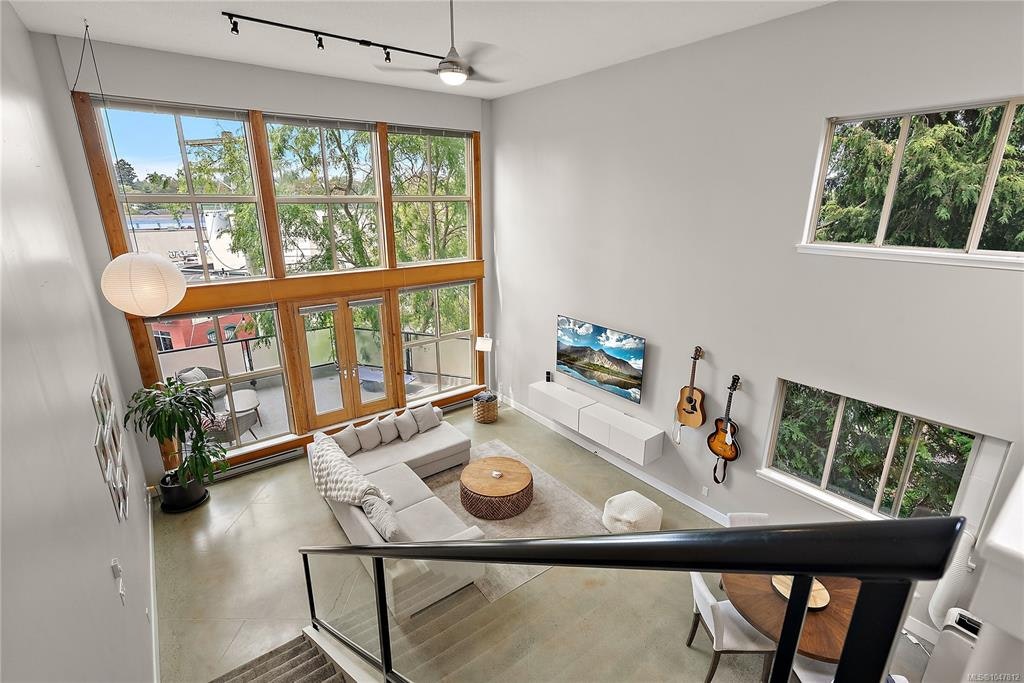 7-407 William Street, Victoria, BC, V8S 2P5