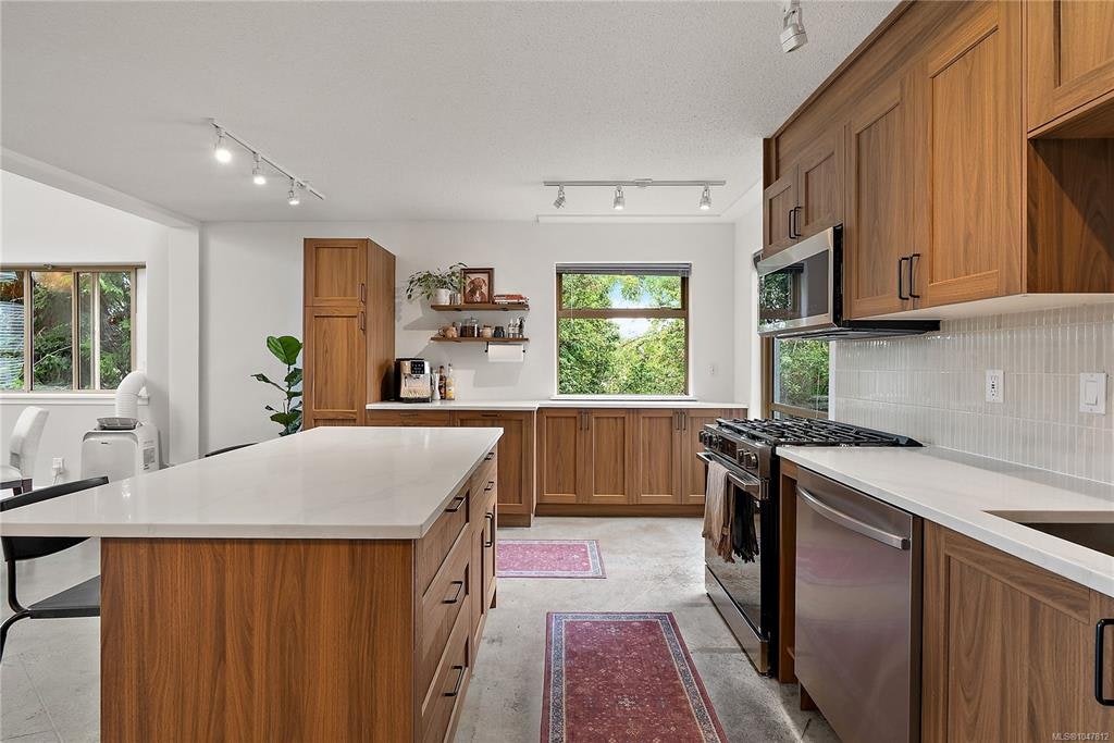 7-407 William Street, Victoria, BC, V8S 2P5 - 14