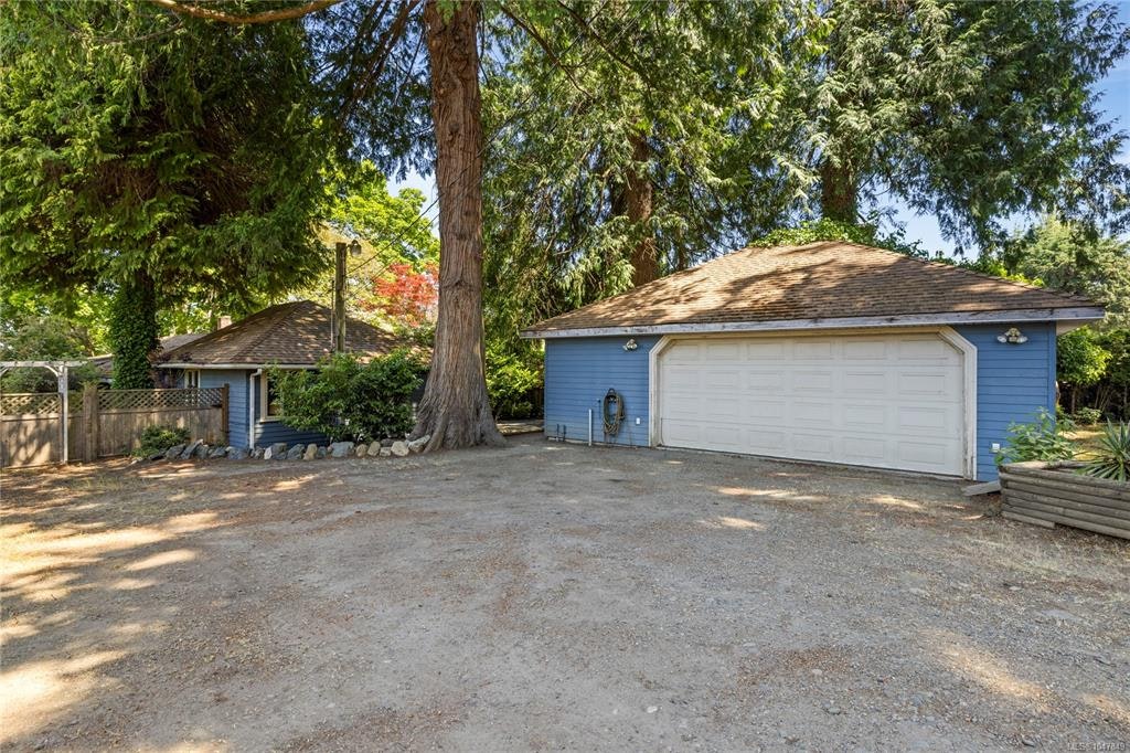 139 W Hoylake Road, Qualicum Beach, BC, V9K 1K3 - 10