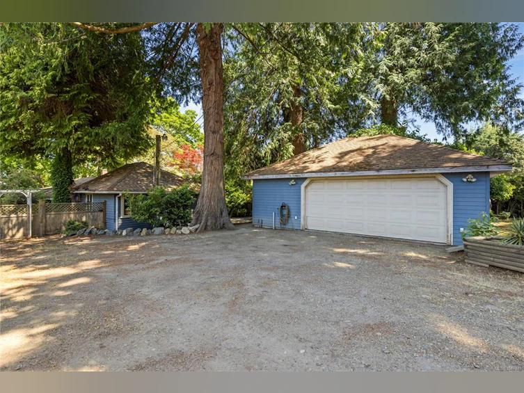139 W Hoylake Road, Qualicum Beach, BC, V9K 1K3 - 10