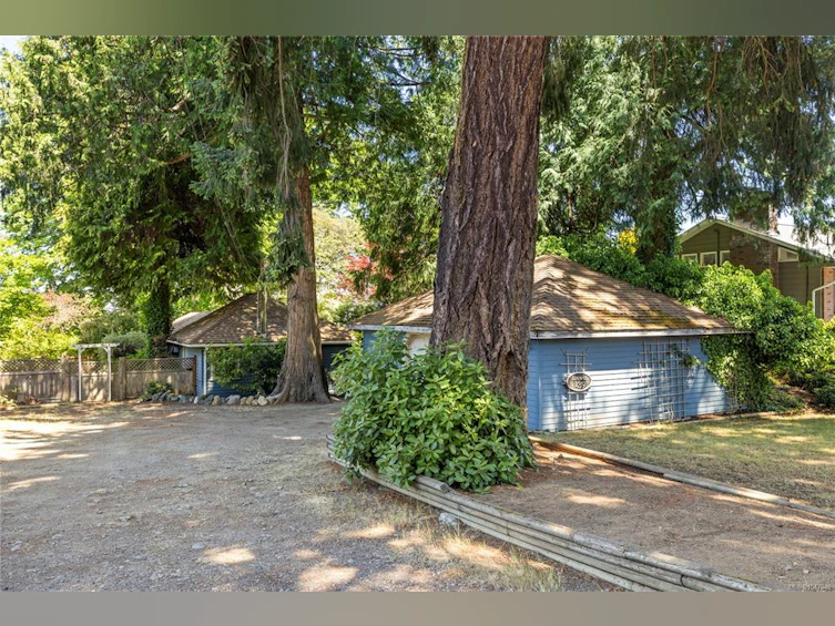139 W Hoylake Road, Qualicum Beach, BC, V9K 1K3 - 43