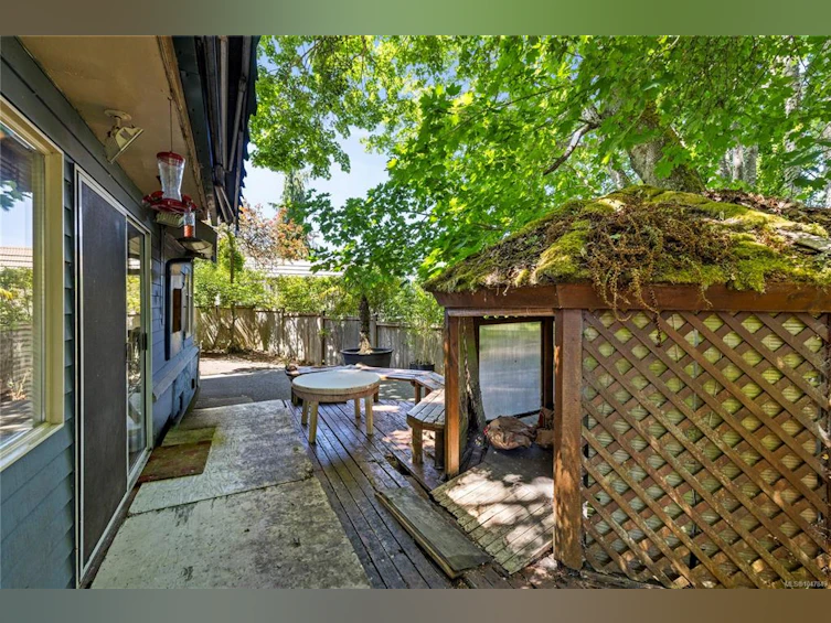 139 W Hoylake Road, Qualicum Beach, BC, V9K 1K3 - 6
