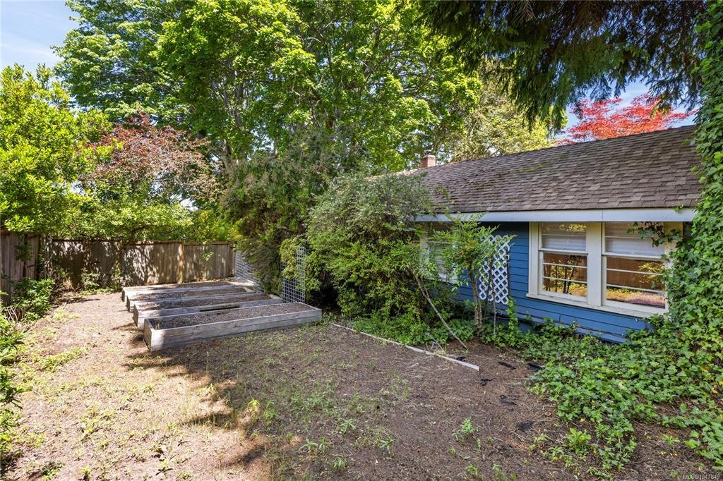 139 W Hoylake Road, Qualicum Beach, BC, V9K 1K3 - 37