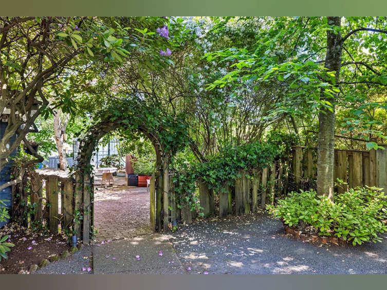 139 W Hoylake Road, Qualicum Beach, BC, V9K 1K3 - 39