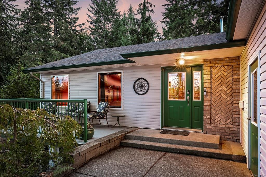 2797 Keswick Avenue, Cumberland, BC, V0R 1S0 - 5