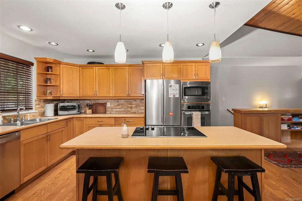 2797 Keswick Avenue, Cumberland, BC, V0R 1S0 - 20