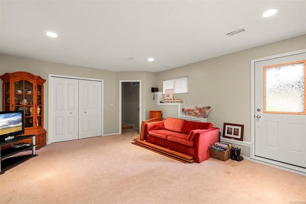2797 Keswick Avenue, Cumberland, BC, V0R 1S0 - 32